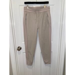 ATHLETA Headlands Hybrid Trek Jogger  Pant Cream /Taupe Size 8